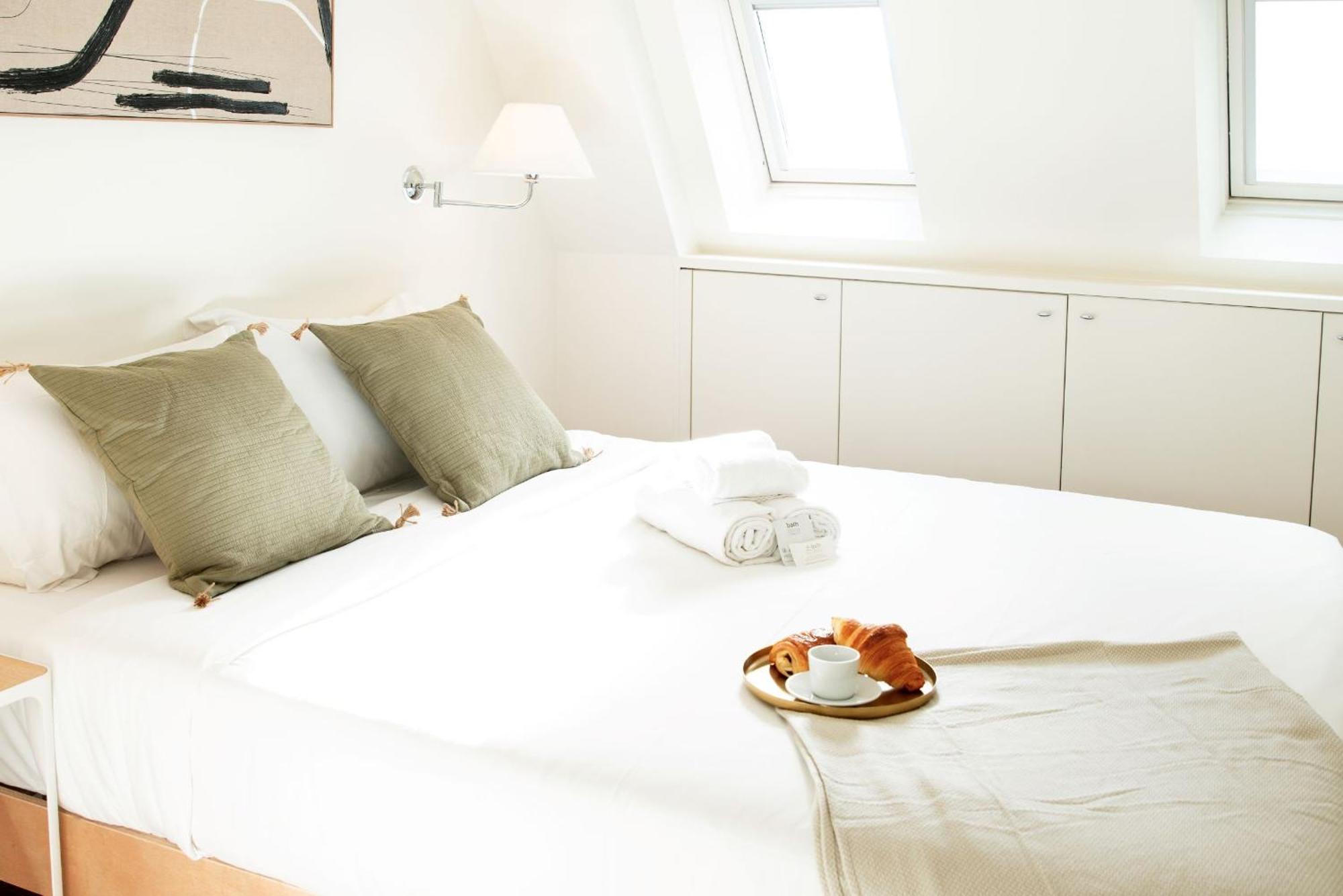 Eiffel 2Br Avenue Apartment Paris Bagian luar foto