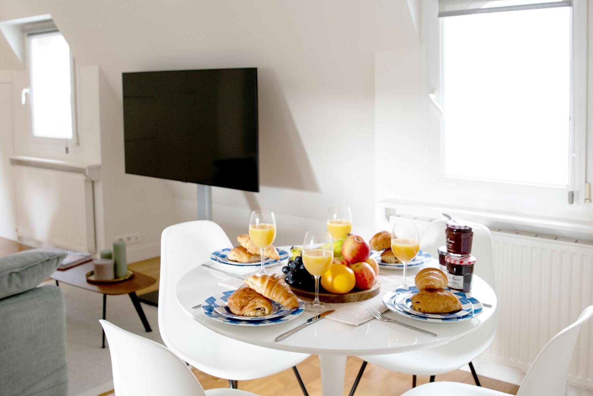 Eiffel 2Br Avenue Apartment Paris Bagian luar foto