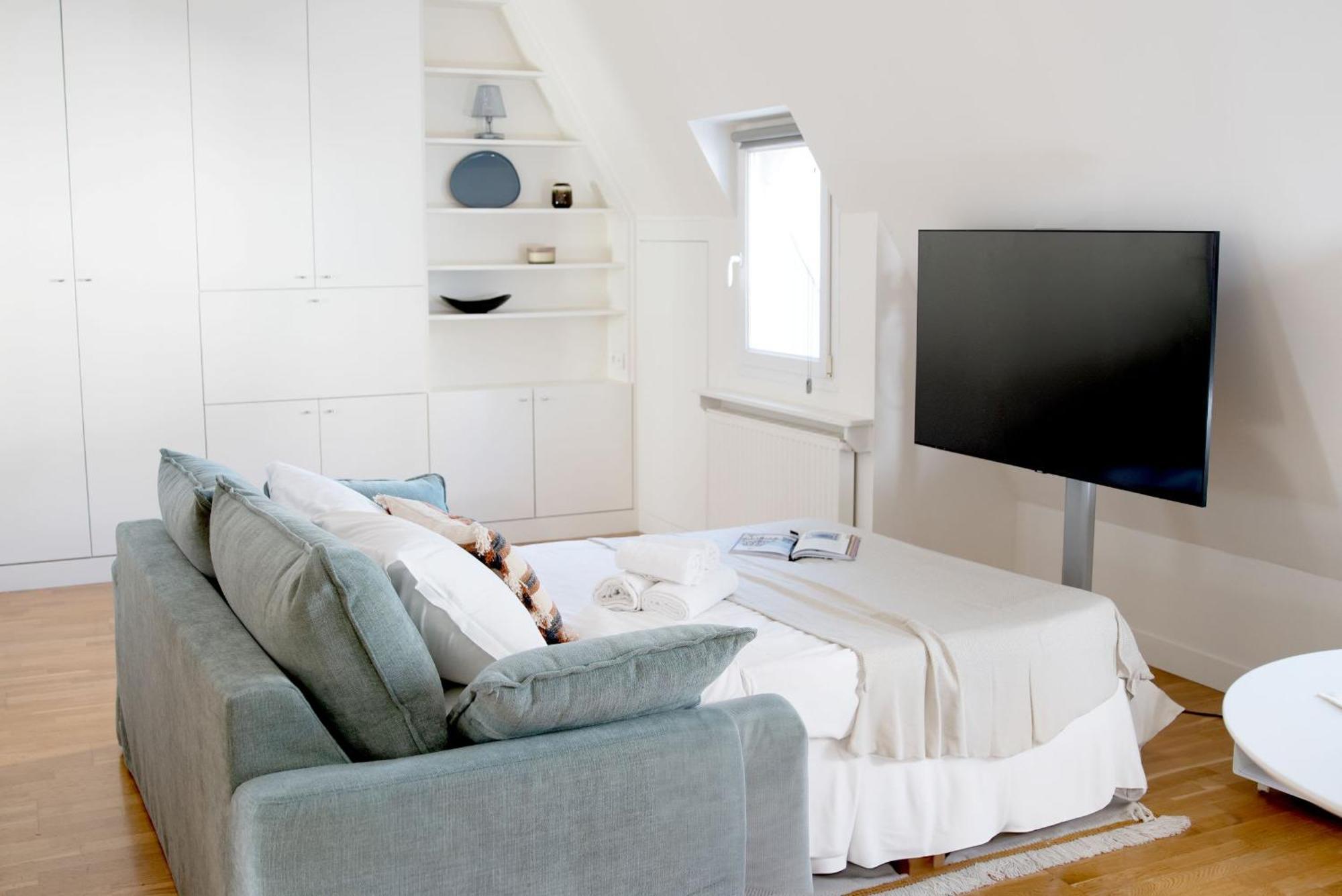 Eiffel 2Br Avenue Apartment Paris Bagian luar foto