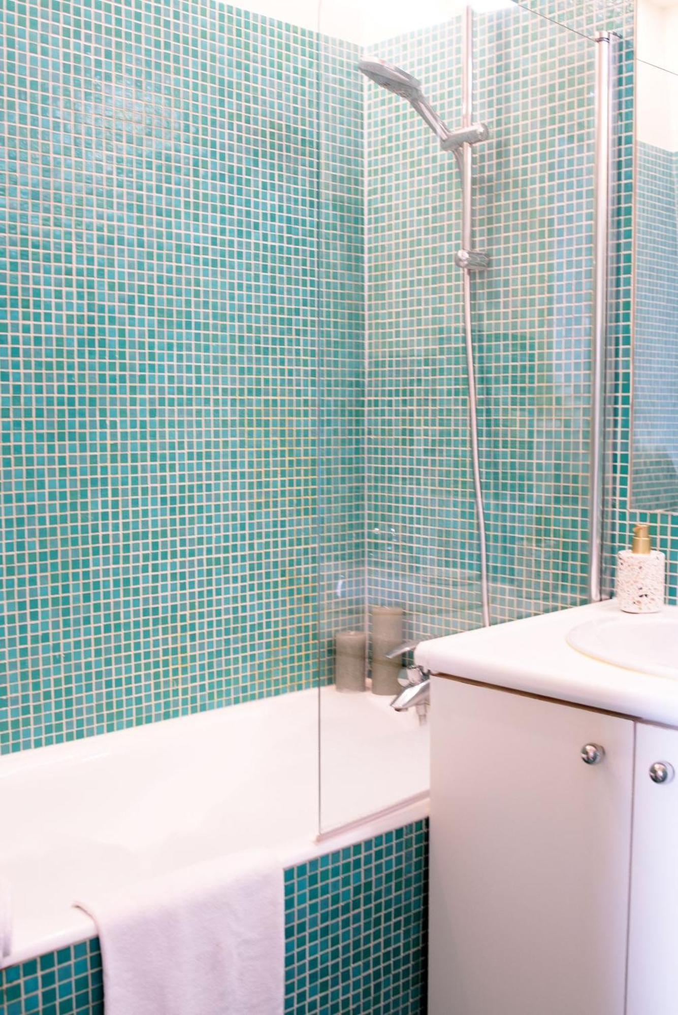 Eiffel 2Br Avenue Apartment Paris Bagian luar foto